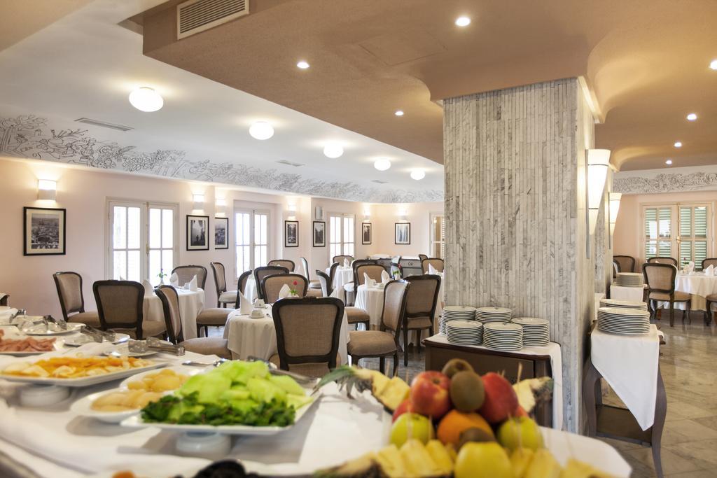 Grand Hotel Villa De France Tanger Eksteriør billede The restaurant