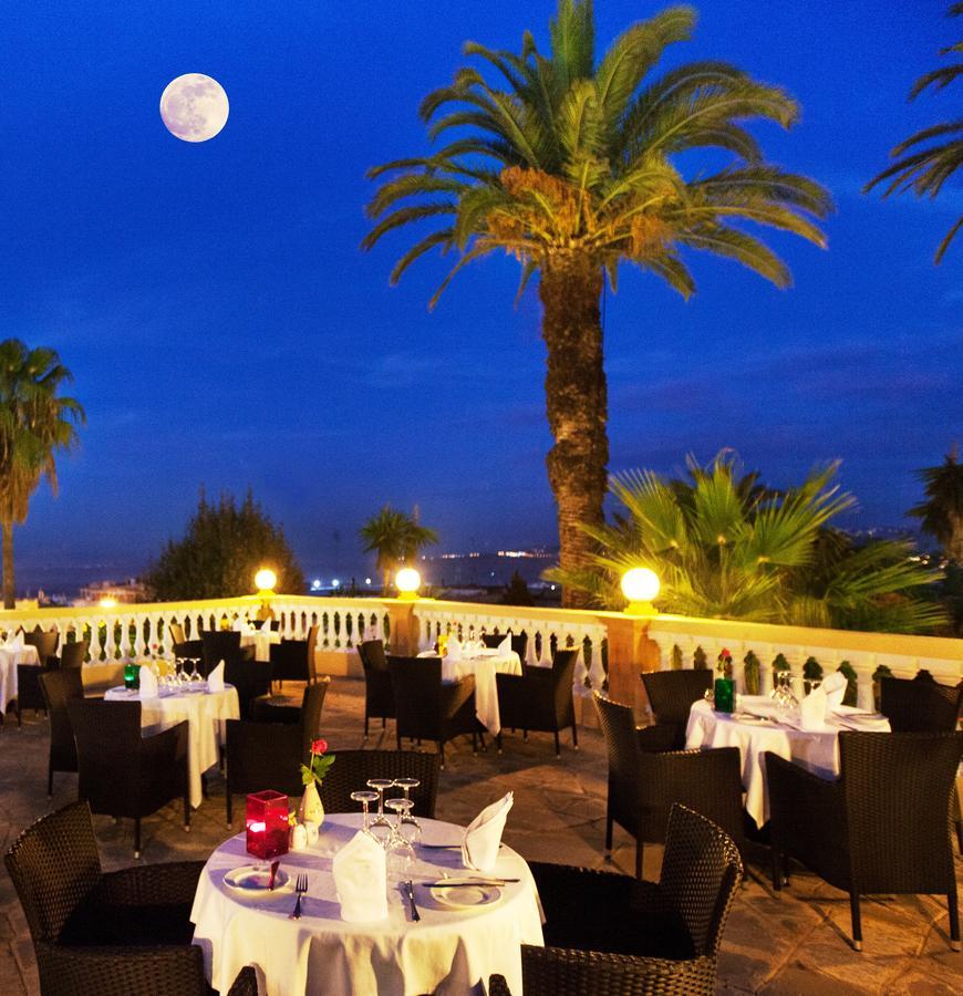 Grand Hotel Villa De France Tanger Eksteriør billede The hotel's restaurant