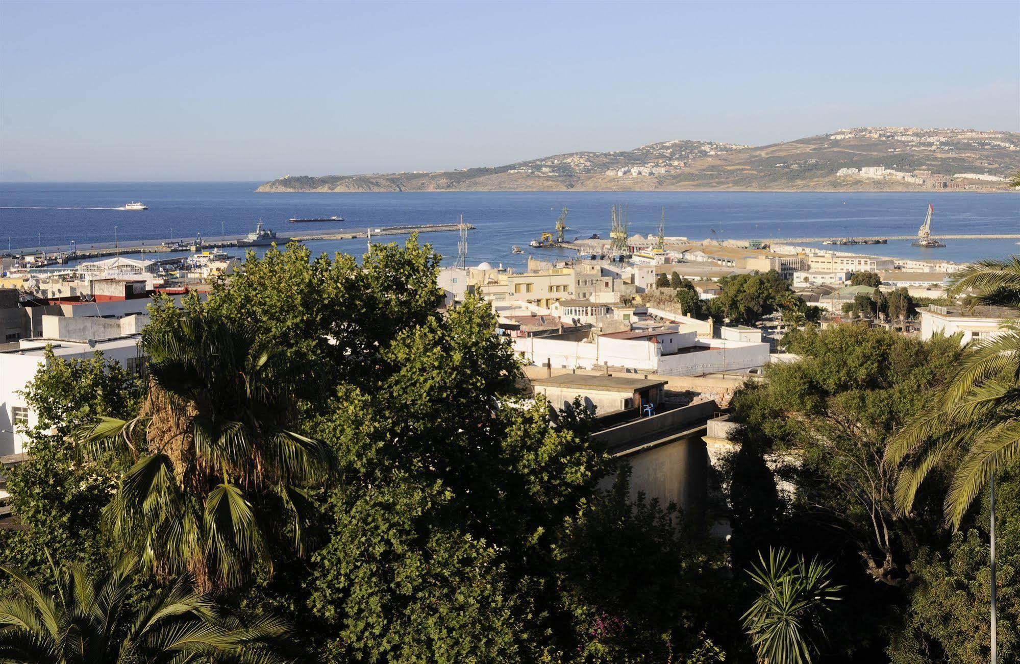 Grand Hotel Villa De France Tanger Eksteriør billede View of the port of Rafina