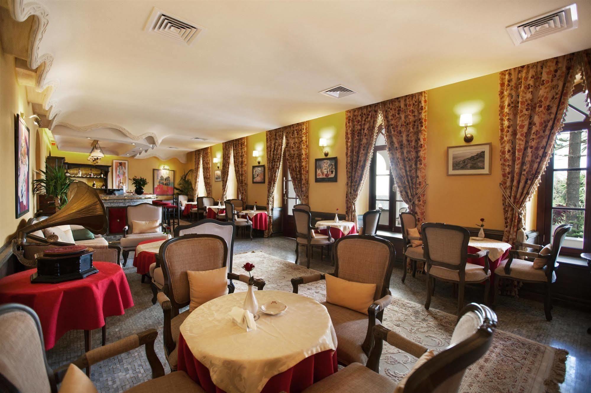 Grand Hotel Villa De France Tanger Eksteriør billede Restaurant